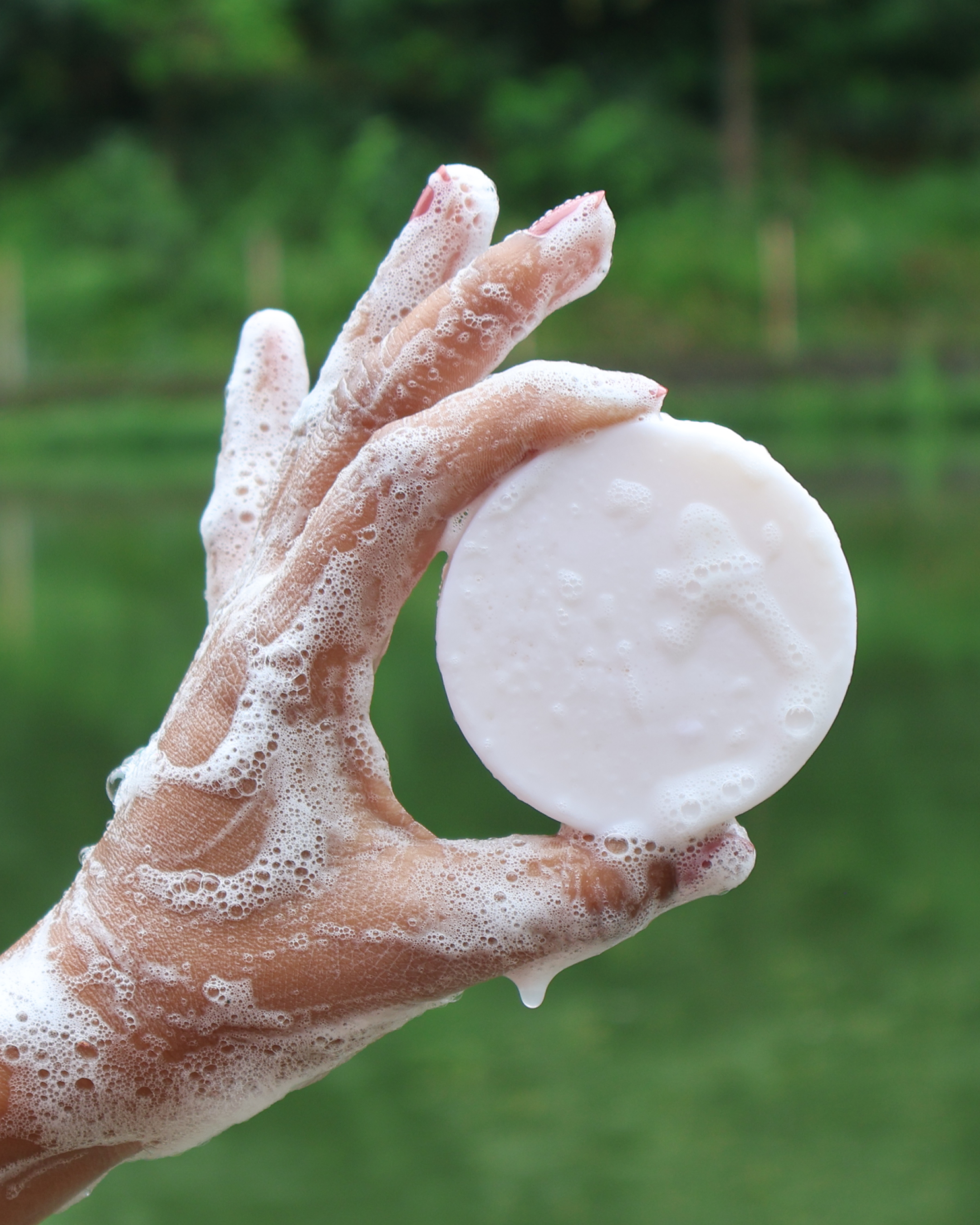 Advanced Kumkumadi Body Soap | Kumkumadi Oil, ACB Fruit Mix & Gold Glitter