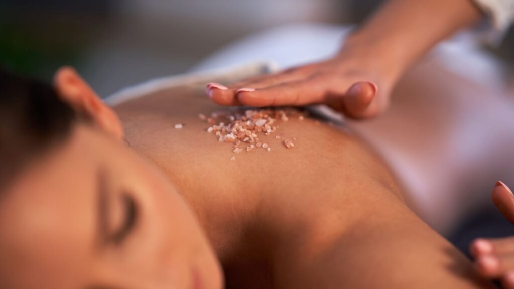 How to Use Oaktree Natural India Exfoliating Ayurvedic Scrub