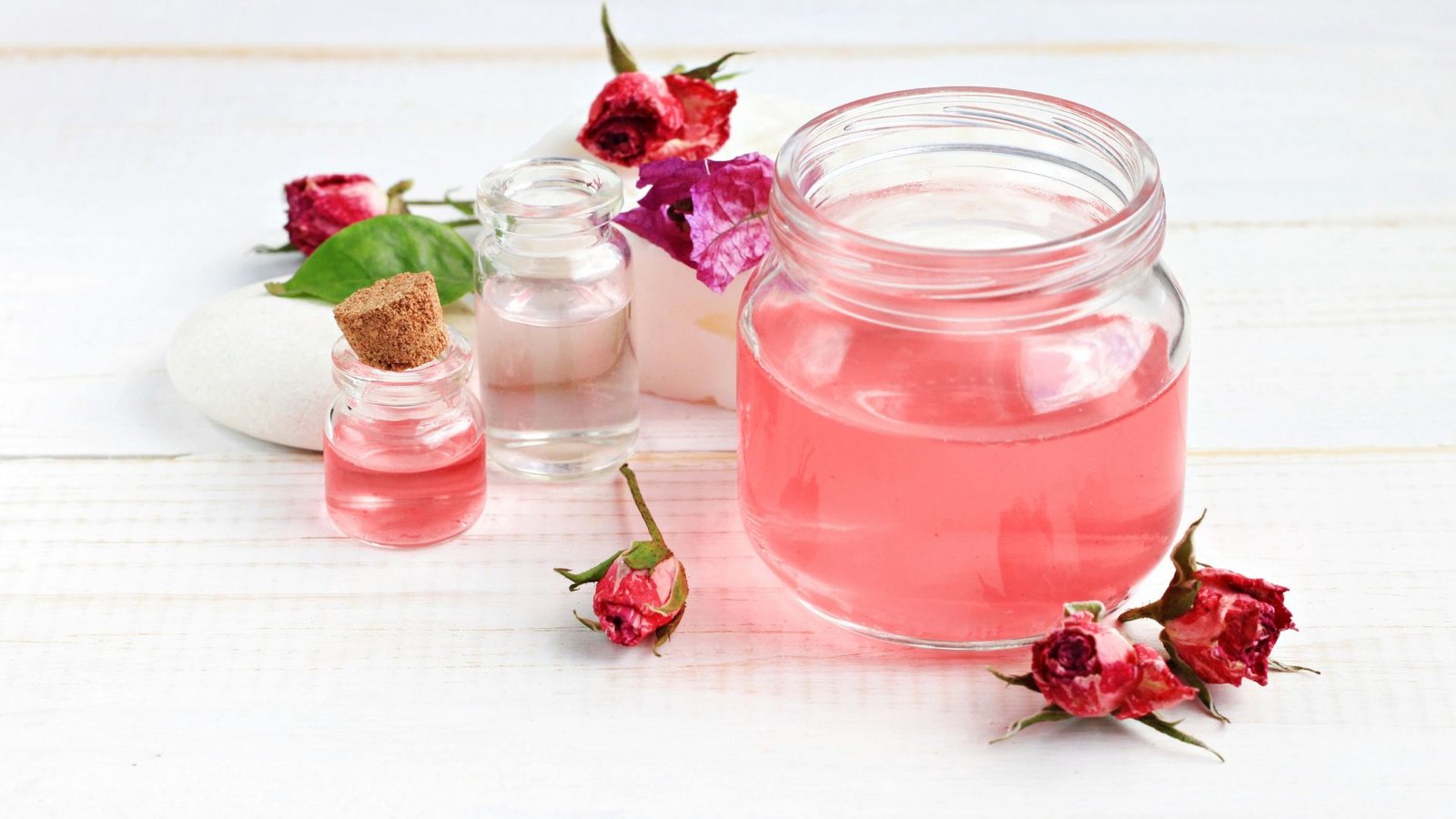 OakTree Naturals rose water